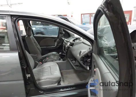 2007 Saturn Ion 3 из США, поврежденный, VIN 1G8AL55F57Z176726